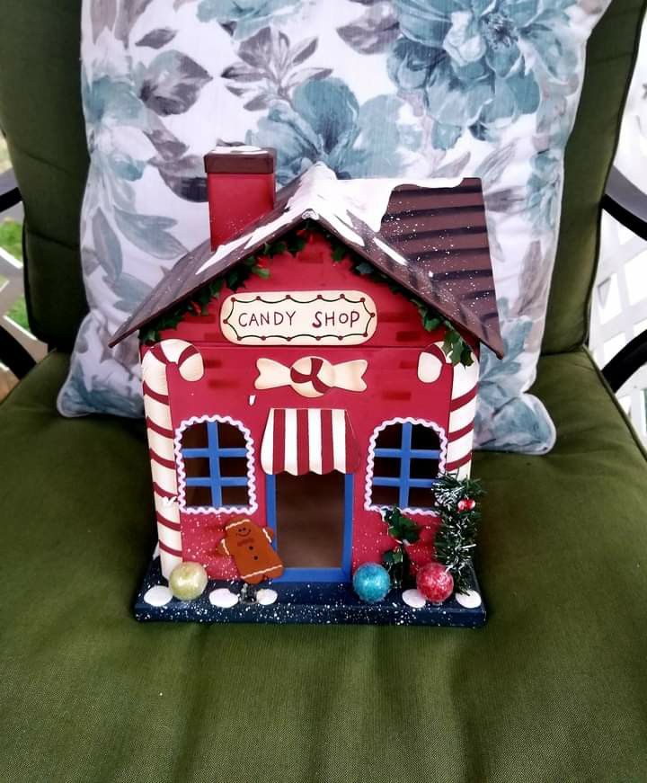 Gingerbread storage box