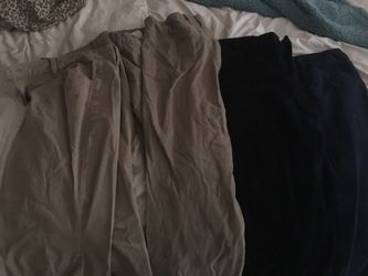 Size 18-20 women’s x4 work dockers