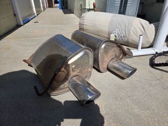 Subaru Legacy GT mufflers
