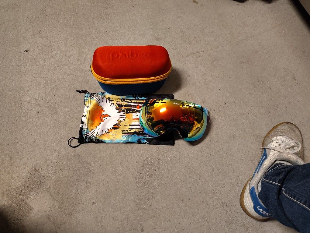 Phibee Snowboard Ski Goggles With Bag In Case