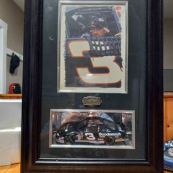 2001 Dale Earnhardt Shadowbox With Car