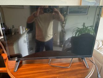 Insignia 32” TV