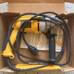 DeWalt 1/2” Heavy Duty Drill (DW235G) with Handle
