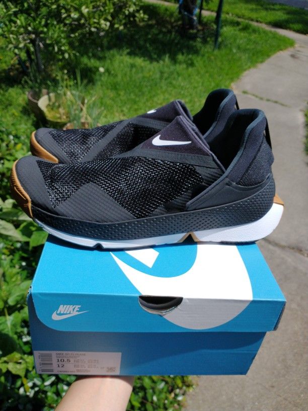 New Nike Go Flyease Men Size Shoes