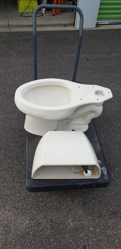 Kholer toilet
