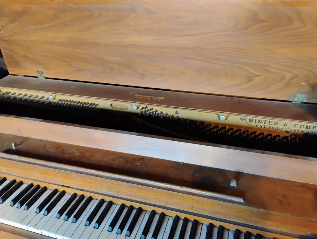 Winter & Company Piano