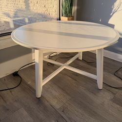 Kragsta Table White