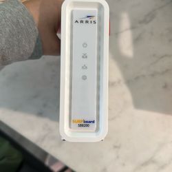 Arris SB8200 Cable Modem