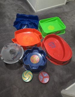 6x Beyblade Arenas 3 *SUPER RARE*