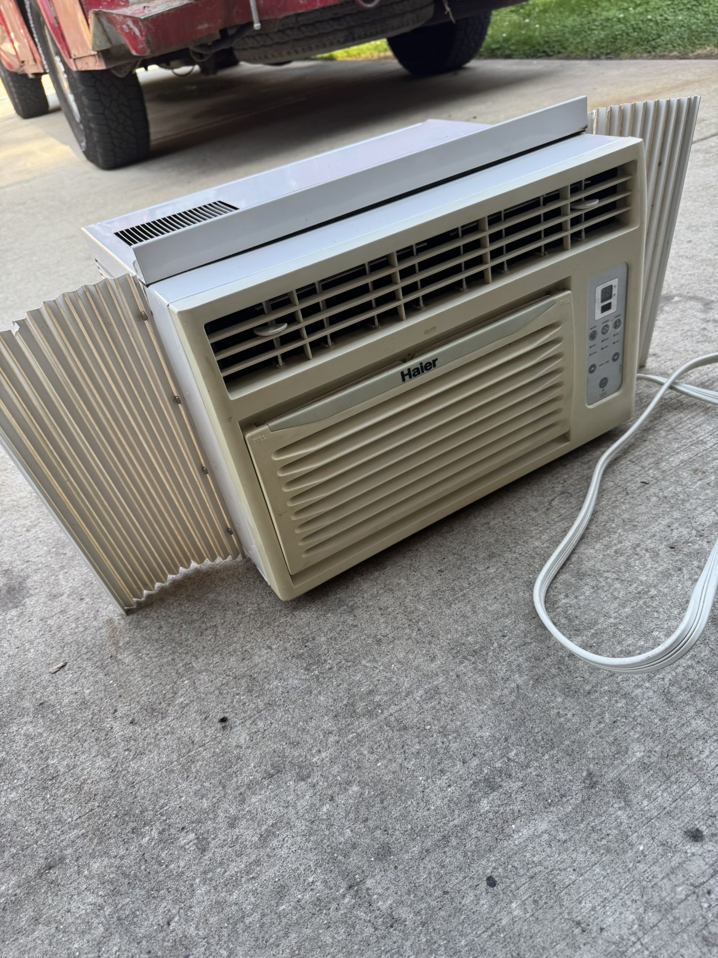 Haier Window Air Condition 6000 Btu