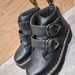 Dr Martens Devin Heart Leather Platform Boots