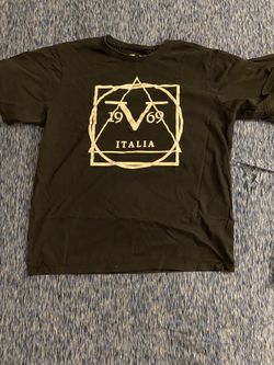 Men’s medium tshirt
