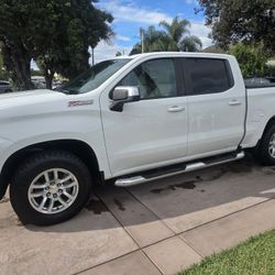 2019 chevy silverado crew cab LT Z71 4x4 5.3 v8 101k milles just smog cold ac clean title 2 owners reg good til nov 2026 runs good clean truck new tir