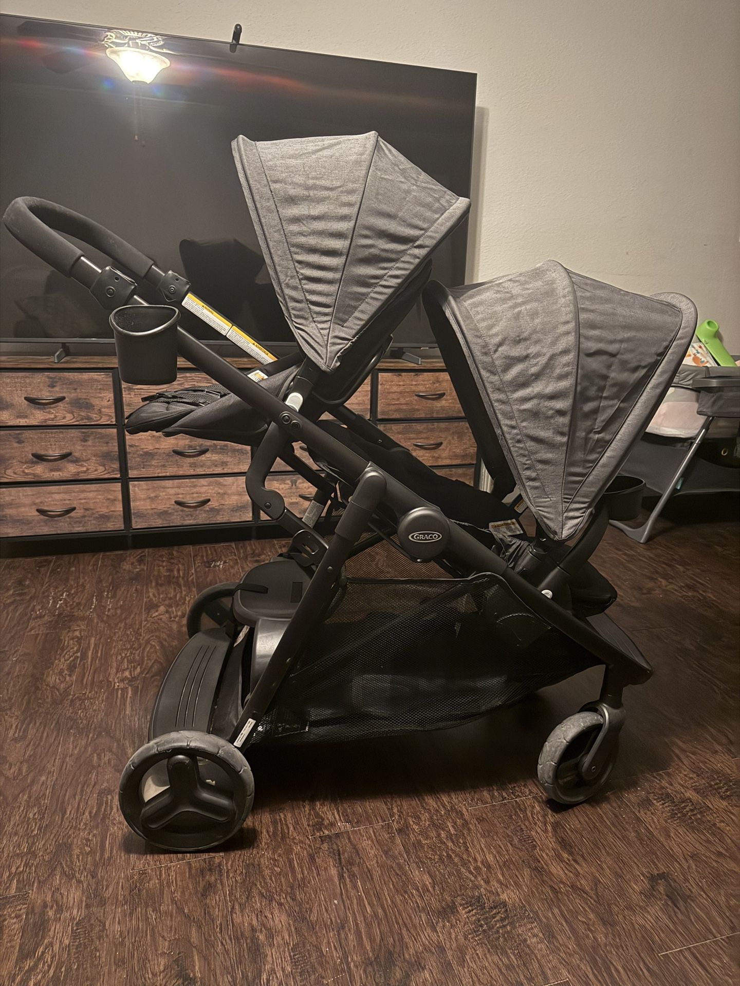 Graco Ready2Grow 2.0 Double Stroller - thefunkyskunk.ie