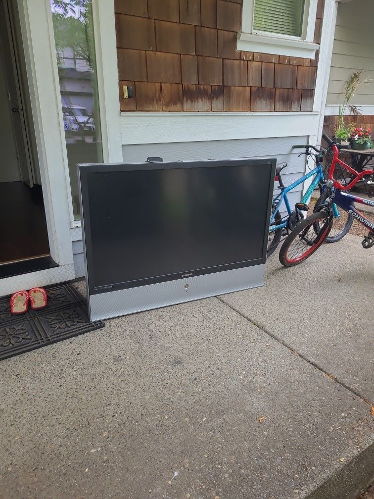FREE! 55" Projector TV !