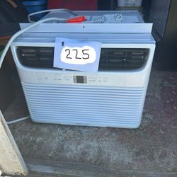 Frigidaire 12,000 BTU