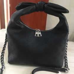 Louis Vuitton Why Knot Bag