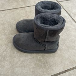 Girl Ugg Boots
