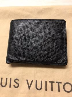 Authentic Louis Vuitton Men’s Wallet