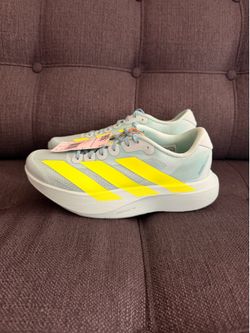 Adidas EVO SL Size W7/M5.5