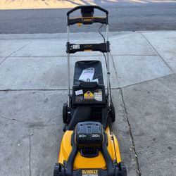 DEWALT 2x20V MAX 21 in. Cordless Battery Powered Push Lawn Mower Tool Only 