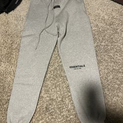 Cuffed essentials dark oat sweats