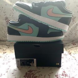 Jordan 1 Low 7y -$150