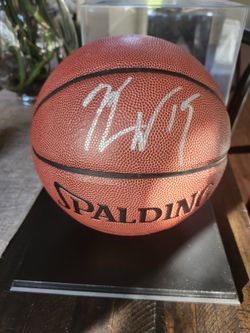 KEMBA WALKER AUTOGRAPHED NBA SPALDING BASKETBALL
 