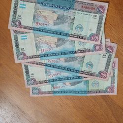 El Salvador Money. 5 Billetes  De A Cien