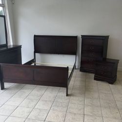 Markdown! Queen Frame & Nightstand - Brand new