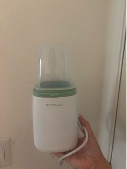 Momcozy bottle warmer