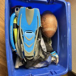 Bin Of Snorkel Gear Adult And Kids Sizes 