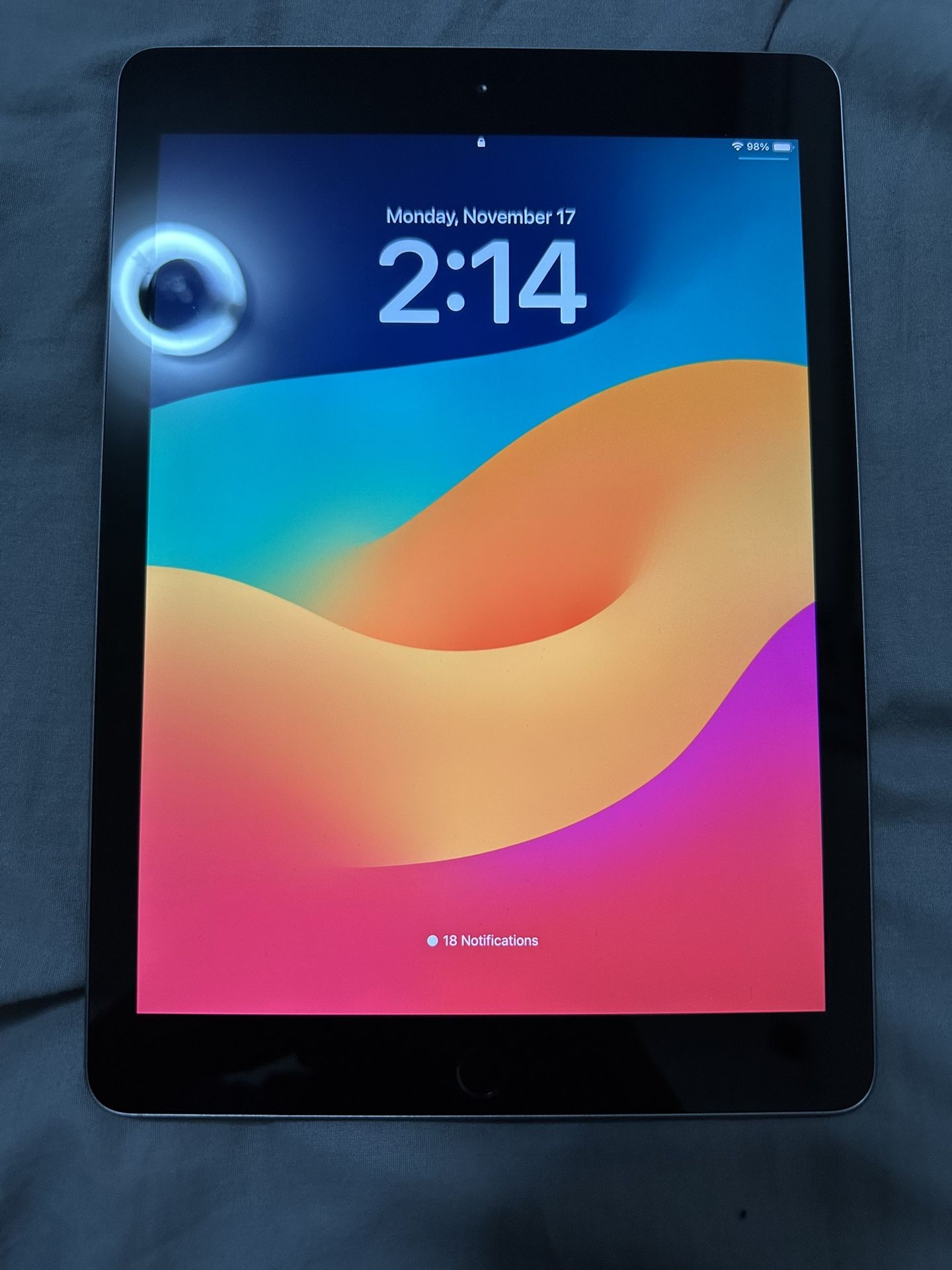 iPad 6th Generation 32GB