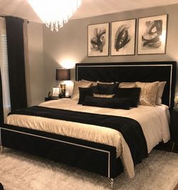 ⚡️BIG SAVINGS! BRAND NEW KING SIZE BEDFRAME
