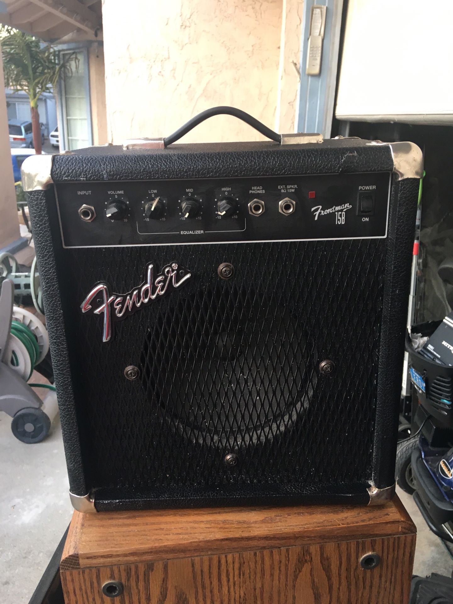 Fender bass amplifier portable in good condition