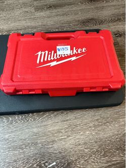 Milwaukee SHOCKWAVE 1/2 in. Drive Metric 6 Point Impact Socket Set 19pc