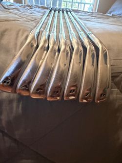 Tour Edge Exotics EXS Iron set.