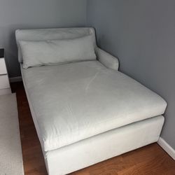 Vanguard Sofa Chaise