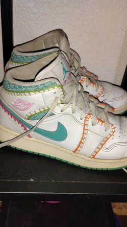 6.5Y Jordans