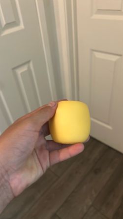 Color changing needoh