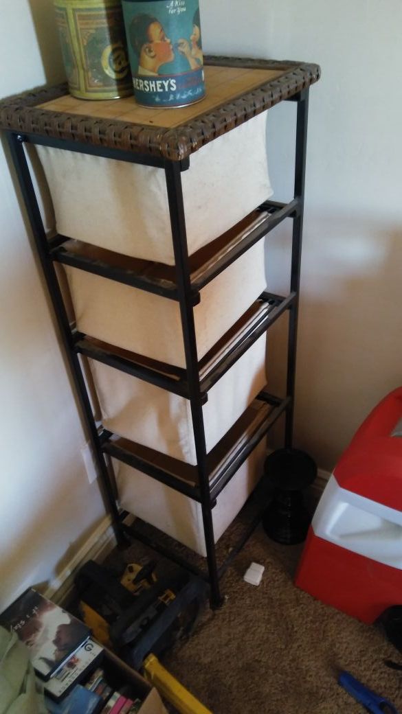 Dresser