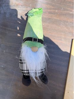 St Patric’s  day gnome decor