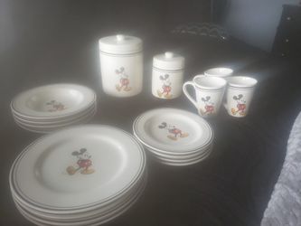 Mickey Mouse Vintage Dinerware