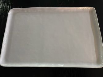 Crate & Barrel Mercer White Serving Platter