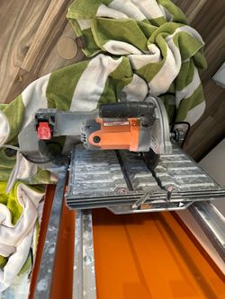 Rigid 7” Tile Saw with Stand