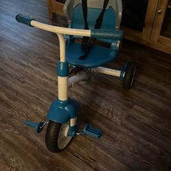 Tricycle