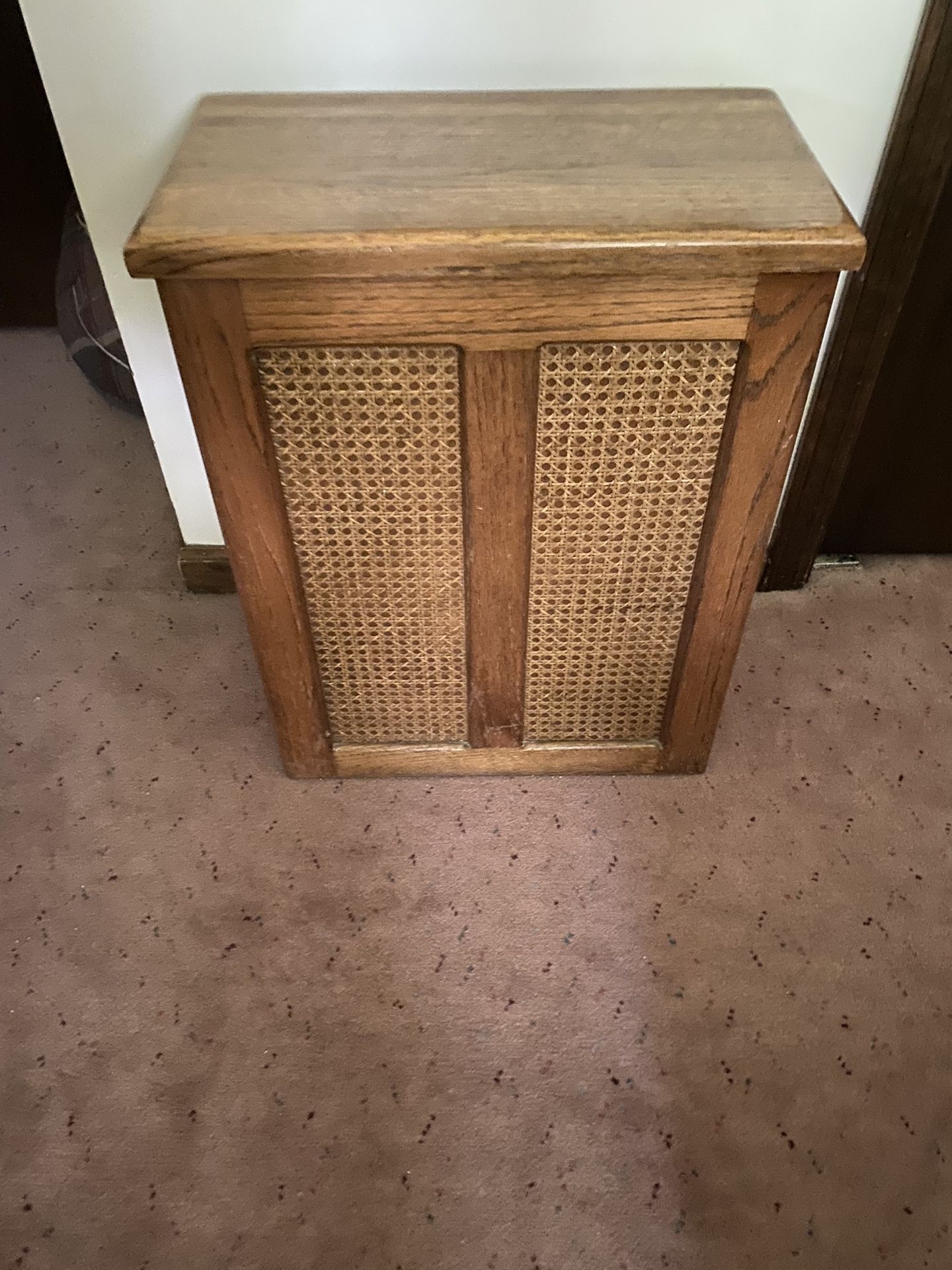 Solid Oak Vented Hamper