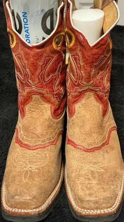 Ladies Cowboy Boots