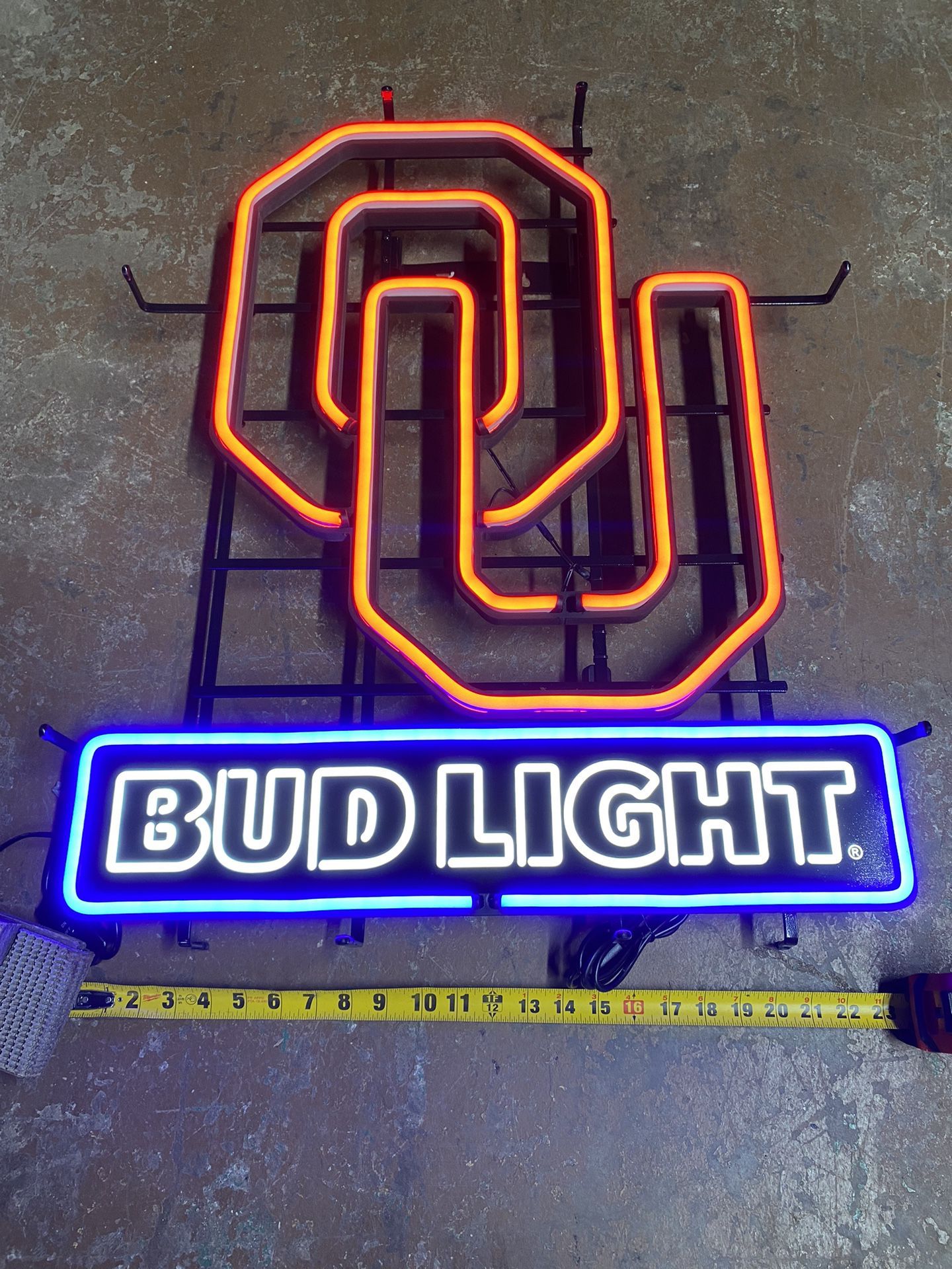 Bud Light Oklahoma University OU Sooners Neon Red LED Sign 23' X