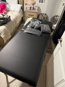 Brand new tattoo bed / lash bed /  massaging table